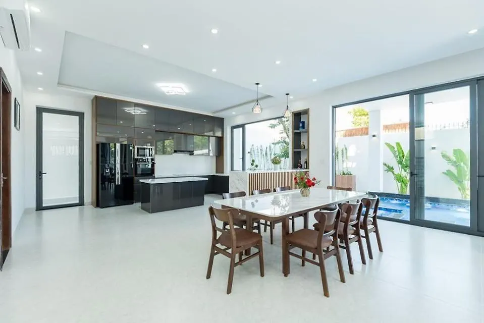 Villa 50M To Beach - Room Karaoke Free Vung Tau